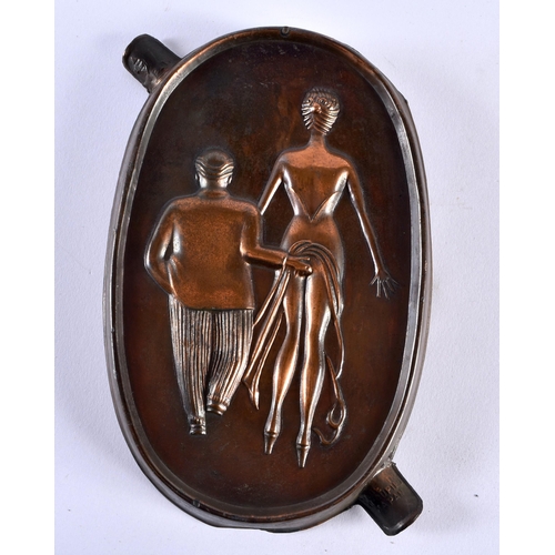 343 - A CHARMING VINTAGE COPPER AND LEAD OH AH EROTIC ASHTRAY. 15 cm x 10 cm.