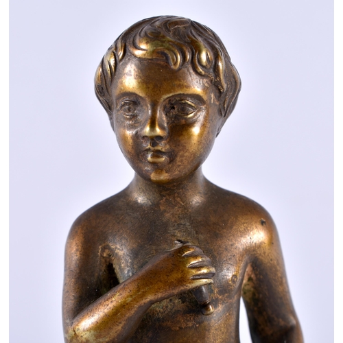 351 - AN EARLY 20TH CENTURY EUROPEAN BRONZE FIGURE OF NUDE modelled upon a circular base. 17 cm high.