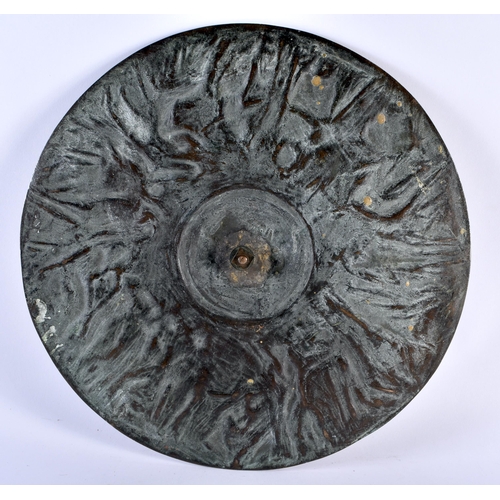 376 - A LARGE 19TH CENTURY EUROPEAN BRONZE CLASSICAL SHIELD CHARGER decorated with Romanesque scenes, of n... 