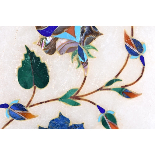 387 - AN INDIAN AGRA MARBLE LAPIS LAZULI AND MALACHITE INLAID TABLE STAND decorated with foliage. 34 cm wi... 