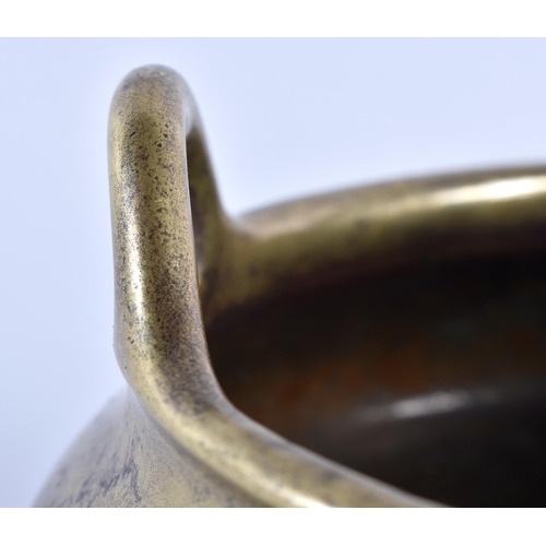 393 - A FINE 17TH/18TH CENTURY CHINESE TWIN HANDLED BRONZE CENSER bearing Xuande marks to base, of plain f... 