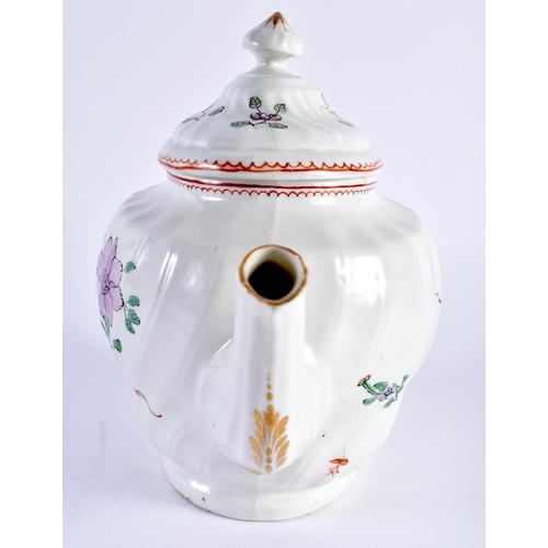 40 - A LATE 18TH CENTURY CHAMBERLAINS WRYTHEN MOULDED TEAPOT AND COVER together with an 18th century Worc... 