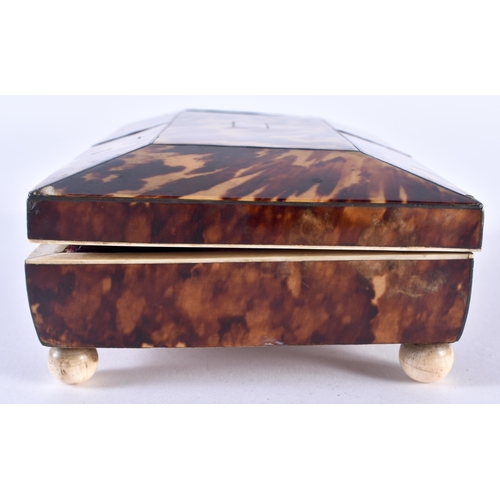 400F - A Regency Tortoiseshell Lidded Box with Bone Bun Feet. 15.5cm x 5.3cm x 10cm