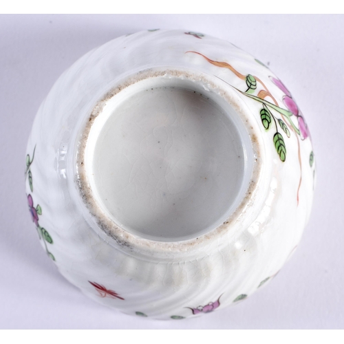 47 - A LATE 18TH CENTURY CHAMBERLAINS WORCESTER WRYTHEN MOULDED TEABOWL AND SAUCER painted with flowers. ... 