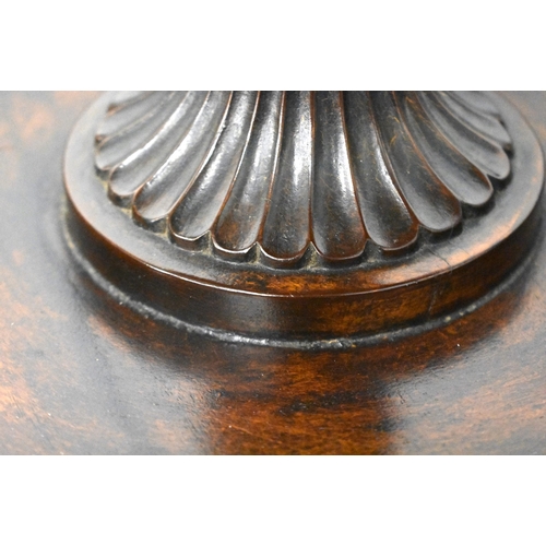 472 - A FINE EDWARDIAN CARVED MAHOGANY TWO TIER PEDESTAL COMPORT in the Georgian style, formed with fluted... 