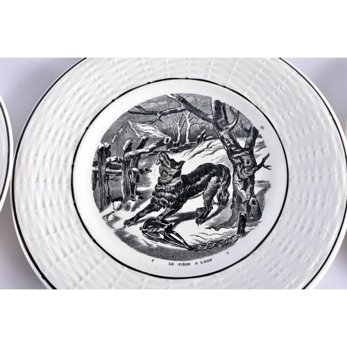 512 - A SET OF TWELVE ANTIQUE FRENCH BLACK AND WHITE PRINTED HUNTING PLATES. 17 cm diameter. (12)