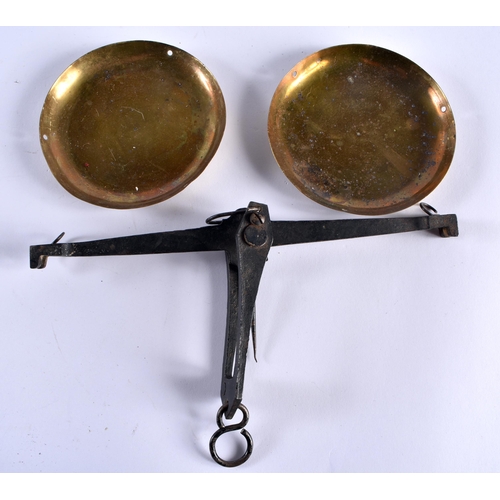 532 - A CASED PAIR OF ANTIQUE SCALES with weights. Box 24 cm x 12 cm.