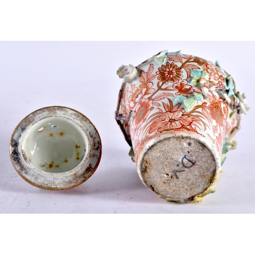 559 - A LATE 18TH/19TH CENTURY ENGLISH PORCELAIN ENCRUSTED POT POURRI AND COVER together with a C1800 Engl... 