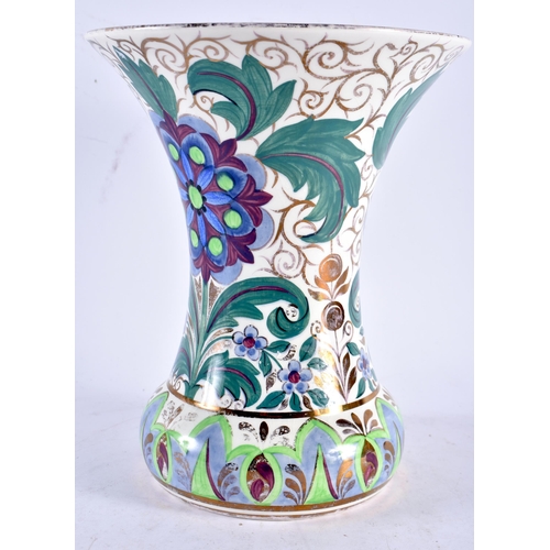 585 - A VERY UNUSUAL ARTS AND CRAFTS STYLE WEDGWOOD VASE Attributed to Louise Powell (1882-1956). 20 cm x ... 