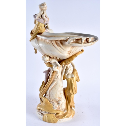 625 - A LARGE AUSTRIAN ROYAL DUX PORCELAIN CENTREPIECE. 44 cm x 25 cm.