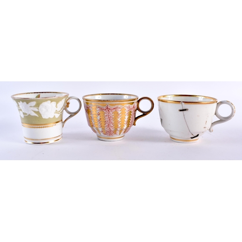 66 - SIX LATE 18TH/19TH CENTURY WORCESTER PORCELAIN CUPS in various forms and sizes. (7)