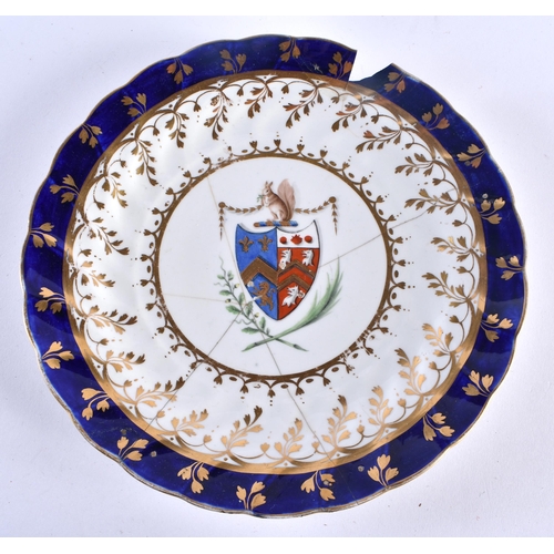 72 - ASSORTED 18TH/19TH CENTURY BARR FLIGHT BARR & CHAMBERLAIN WORCESTER ARMORIAL WARES in various forms ... 