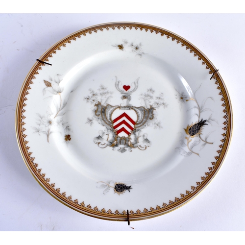 733 - A ROYAL DOULTON CHARLES NOKE FLAMBE BOWL together with a Samsons of Paris armorial plate. Largest 25... 