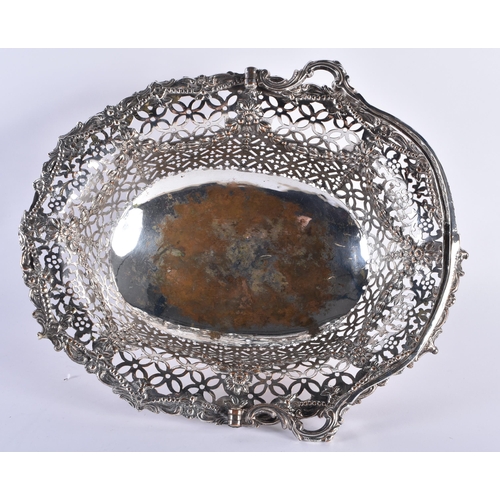 757 - AN ANTIQUE OLD SHEFFIELD PLATED BASKET. 32 cm x 28 cm inc handle.