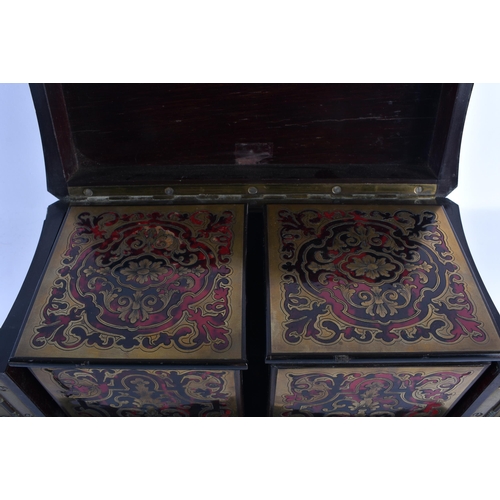 15 - A GOOD EARLY 19TH CENTURY FRENCH BOULLE TEA CADDY of unusual form, with rising lid and twin front do... 