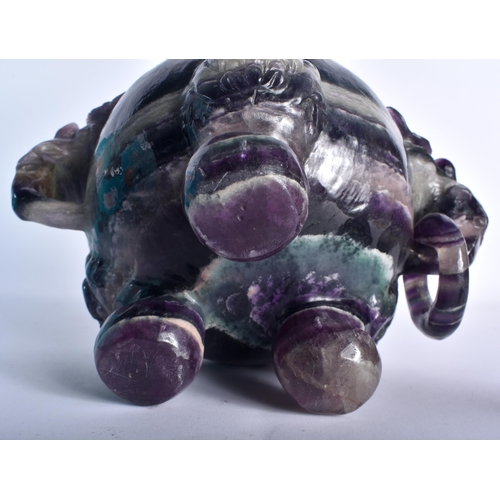 36 - A LARGE 19TH CENTURY CHINESE CARVED FLUORITE CENSER AND COVER Qing. 21 cm x 15cm.