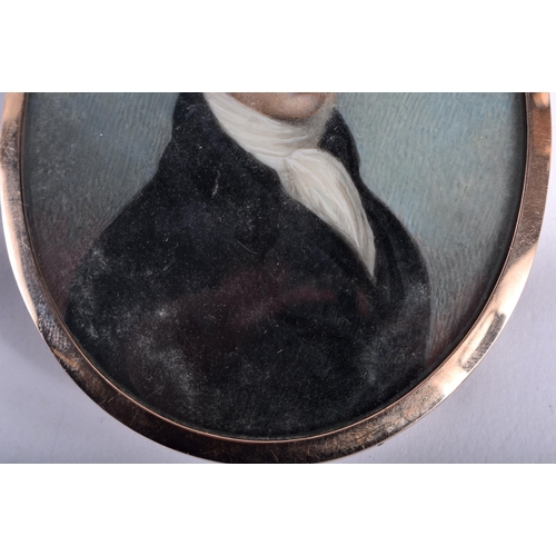 62 - Attributed to John Thomas Barber Beaumont (1774-1841) Portrait Miniature, Handsome male wearing a bl... 