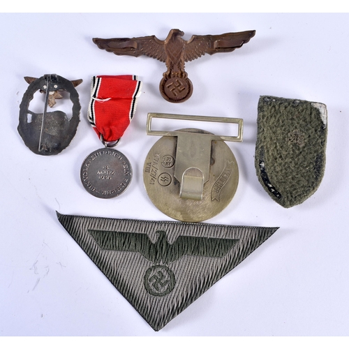 71 - Six German Military Badges / Medals (6)