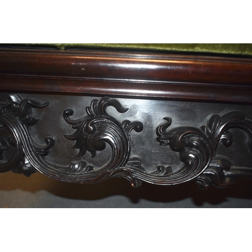 125C - A FINE LARGE 19TH CENTURY CHINESE EUROPEAN STYLE HARDWOOD SETTEE QIng, of exceptional quality, with ... 