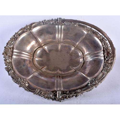 35E - A LARGE EARLY 19TH CENTURY ENGLISH SILVER BASKET by Rebecca Emes & Edward Barnard. London 1805. 1152... 