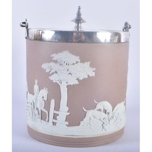 103 - A WEDGWOOD PORCELAIN BISCUIT BARREL with silver plated mounts, decorated with fox hunting scenes in ... 