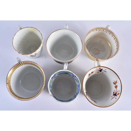 13 - TWELVE LATE 18TH/19TH CENTURY ENGLISH PORCELAIN CUPS including Chmaberlains & Graingers Worcester. L... 