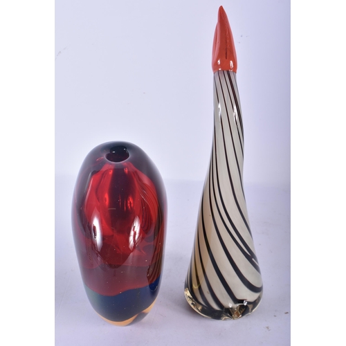 144 - A MURANO GLASS VASE together with a similar glass sculpture. Largest 27cm high. (2)