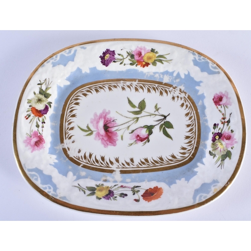 17 - AN EARLY 19TH CENTURY CHAMBERLAINS WORCESTER PART TEASET painted with floral sprays, under a moulded... 