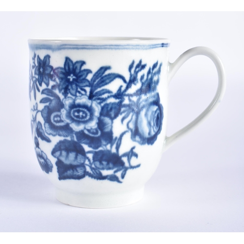 189 - Worcester sparrow beak jug and cover, a teabowl, two cups and two saucer in three flowers pattern, a... 