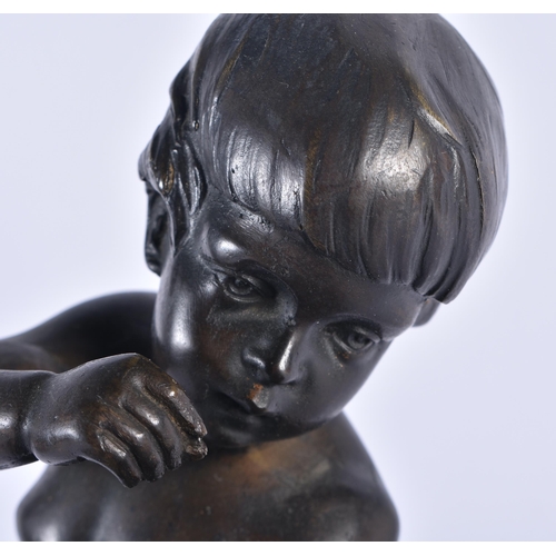 256 - AN ART DECO BRONZE FIGURE OF A YOUNG ARTIST. 32 cm high.