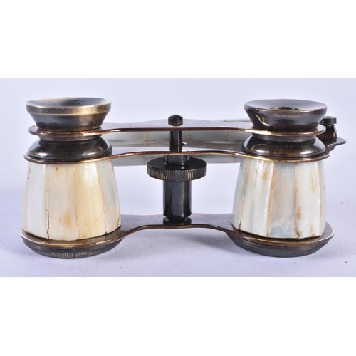 264 - A PAIR OF MOTHER OF PEARL OPERA GLASSES. 18cm x 7 cm.