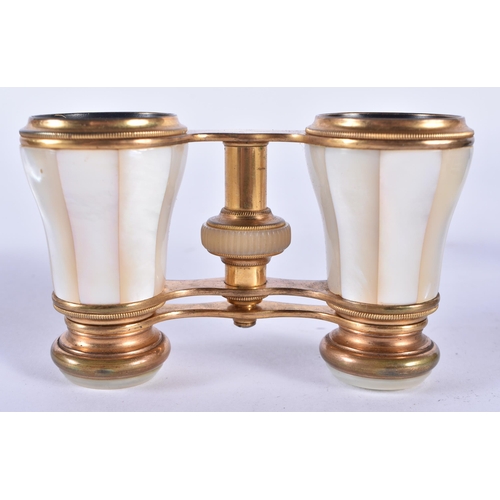 285 - A PAIR OF MOTHER OF PEARL OPERA GLASSES. 9 cm x 8 cm.