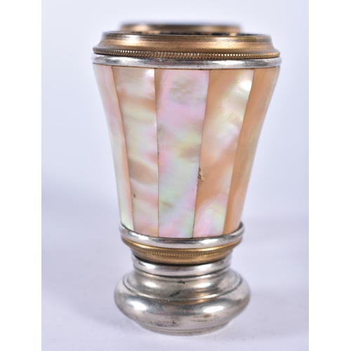 286 - A PAIR OF MOTHER OF PEARL OPERA GLASSES. 9 cm x 8 cm.