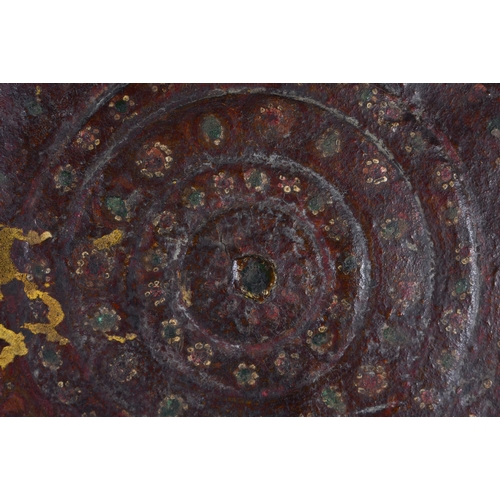 292 - A LARGE ANTIQUE INDIAN TARGE SHIELD. 62 cm diameter.