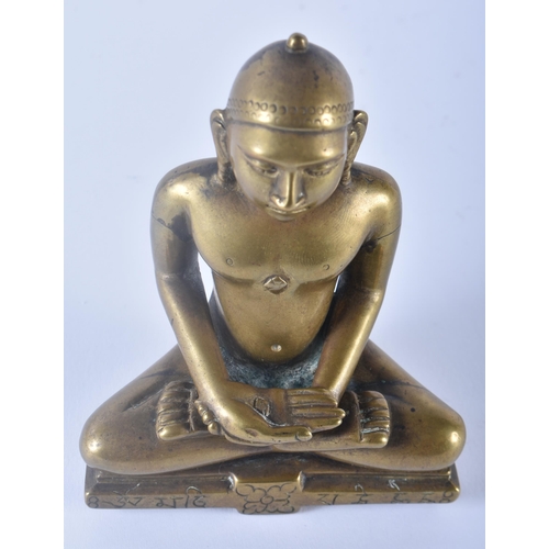 300 - A FINE 17TH/18TH CENTURY INDIAN BRONZE FIGURE OF A SEATED BUDDHA modelled with beautifully carved fe... 