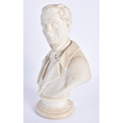 33 - A 19TH CENTURY KERR & BINNS WORCESTER PARIAN WARE BUST OF A MALE. 22 cm x 12 cm.