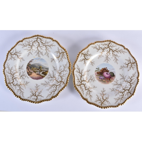 3 - A FINE EARLY 19TH CENTURY FLIGHT BARR AND BARR WORCESTER DESSERT SERVICE painted with landscapes and... 