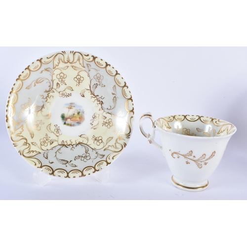 38 - AN EARLY 19TH CENTURY CHAMBERLAINS WORCESTER CUP AND SAUCER together with a similar Chamberlains sau... 