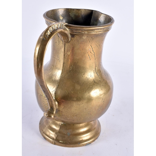 395 - A LOVELY 18TH CENTURY GEORGE III BRONZE ALE MUG. 9.5 cm