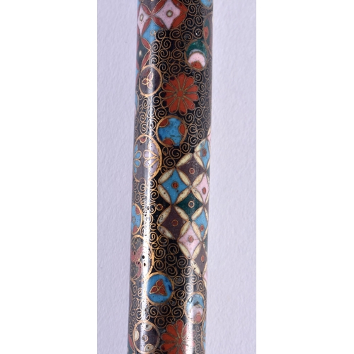 416 - A FINE 19TH CENTURY JAPANESE MEIJI PERIOD CLOISONNE ENAMEL CANE HANDLE decorated with circular and g... 