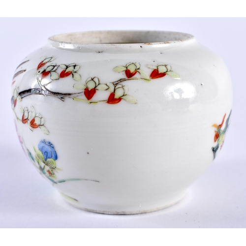 417 - A 19TH CENTURY CHINESE FAMILLE ROSE PORCELAIN BRUSH WASHER Tongzhi mark and period. 8 cm x 6 cm.