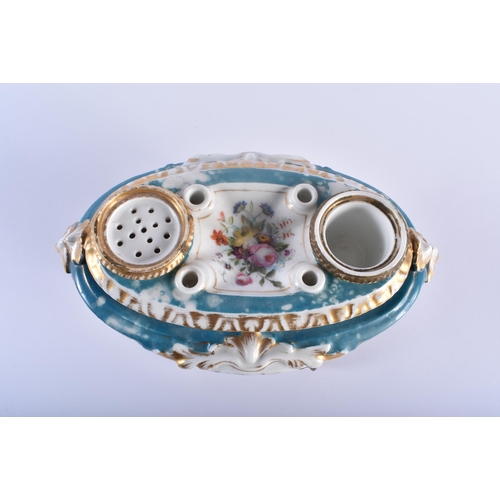 455 - A 19TH CENTURY FRENCH PARIS SEVRES TYPE PORCELAIN INKWELL upon a gilt bronze scrolling base. 23 cm x... 