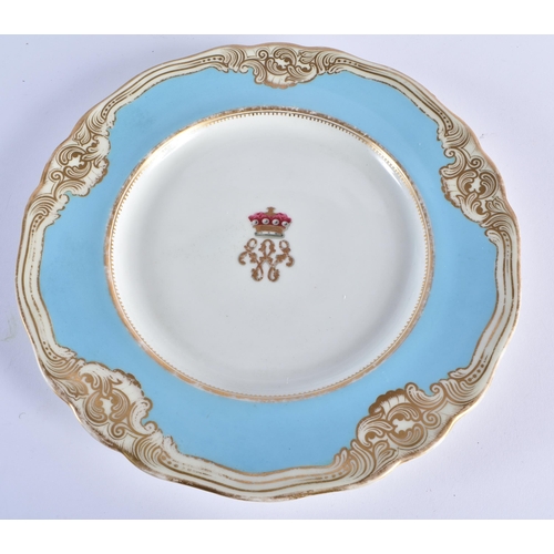 47 - FOUR EARLY 19TH CENTURY CHAMBERLAINS WORCESTER ARMORIAL PLATES in various forms and sizes. Largest 2... 