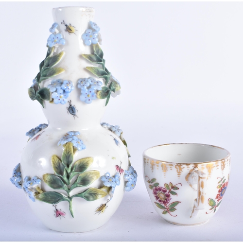 490 - A 19TH CENTURY GERMAN MEISSEN STYLE PORCELAIN GOURD VASE together with an Augustus Rex porcelain cup... 