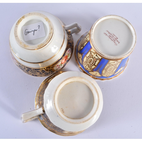 4 - A COLLECTION OF EARLY 19TH CENTURY ENGLISH PORCELAIN TEAWARES in various forms and sizes. Largest 14... 