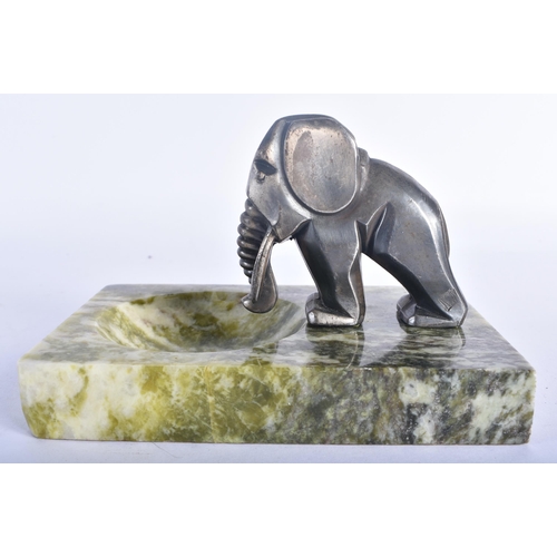 528 - AN ART DECO FRENCH ELEPHANT MARBLE ASHTRAY. 13.5 cm x 10 cm.