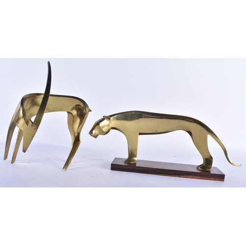 534 - A LOVELY PAIR OF EARLY EARLY 20TH CENTURY BRONZE STYLISED ANIMALS in the manner of Hagenauer, one mo... 