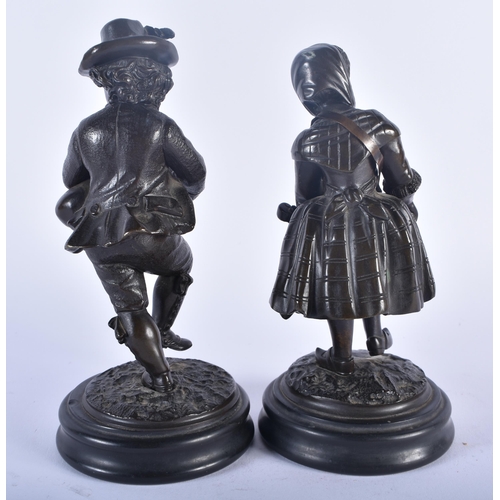 573 - A PAIR OF 19TH CENTURY EUROPEAN BRONZE FIGURES OF A BOY AND GIRL modelled as musicians. 17 cm high.