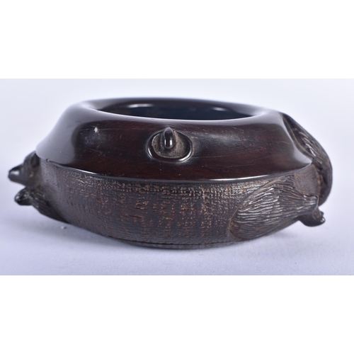 635 - AN UNUSUAL LATE 19TH CENTURY CONTINENTAL CARVED TREEN BRUSH WASHER BASIN formed as a flattened fox. ... 