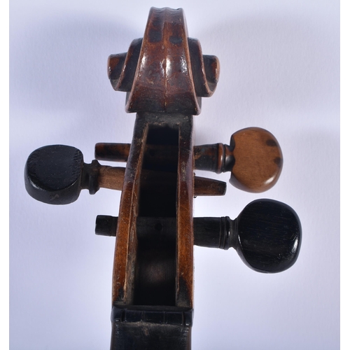 639 - A VIOLIN. 57.5 cm long, length of back 35.5 cm.